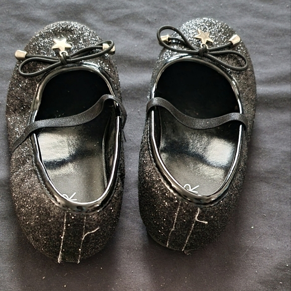 Black causal sandal (toddler) size 10 - Picture 2 of 3